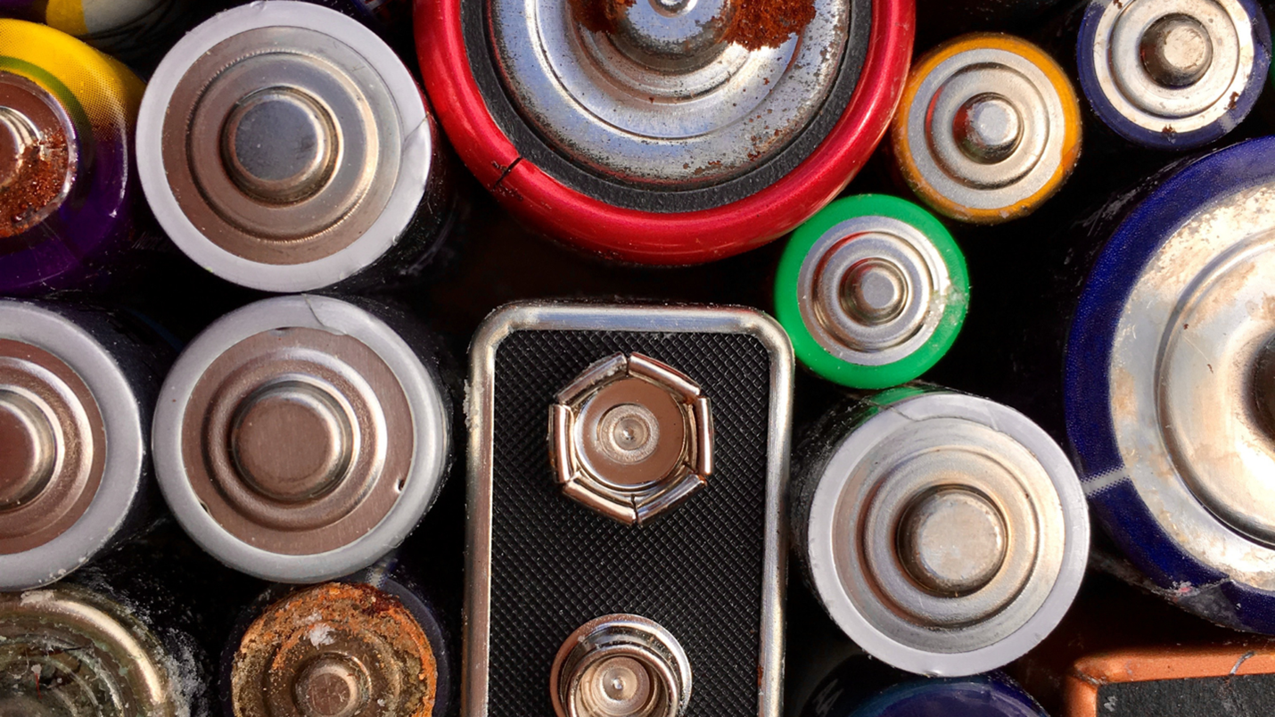 How To Dispose of And Recycle Batteries
